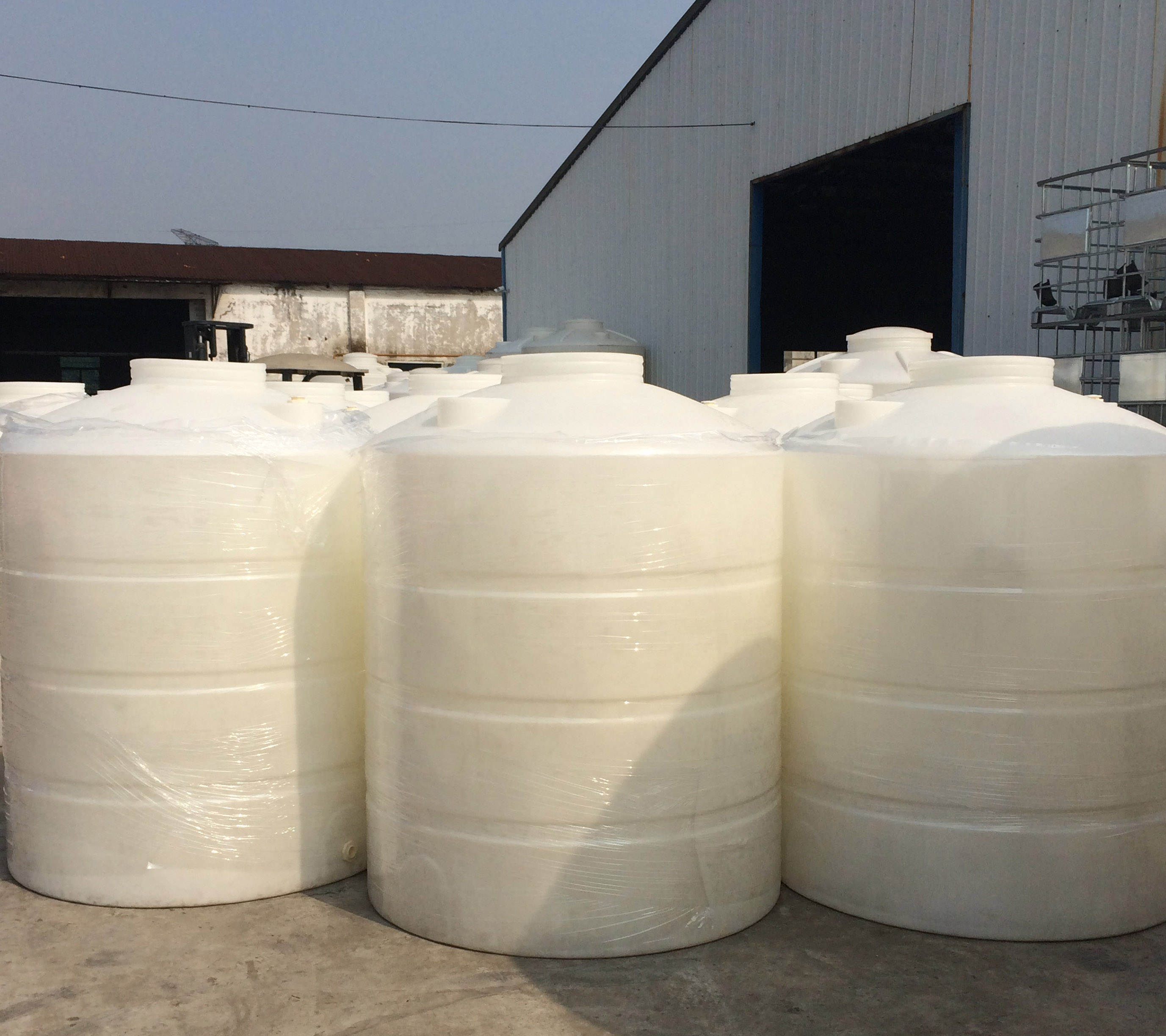 牛筋圓桶行業技術與應用深度解析：堅韌耐用，無處不在的工業“老黃牛”